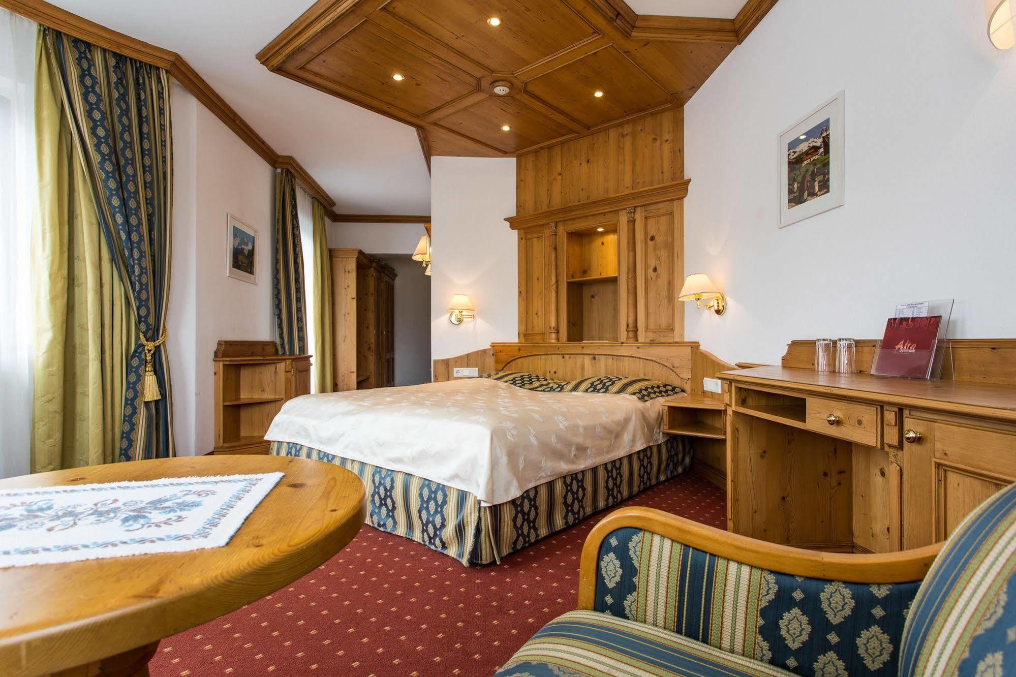 Hotel Alte Schmiede Hiltpolt Seefeld w Tirolu Zewnętrze zdjęcie